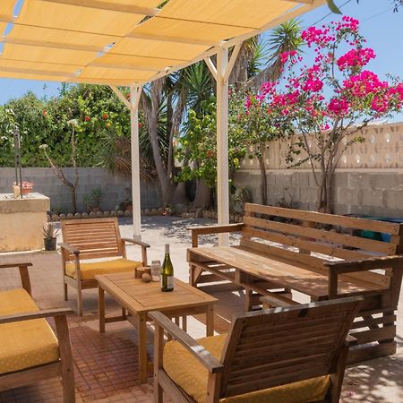 Amaris Mango Seafront Villa Granelli Exteriér fotografie